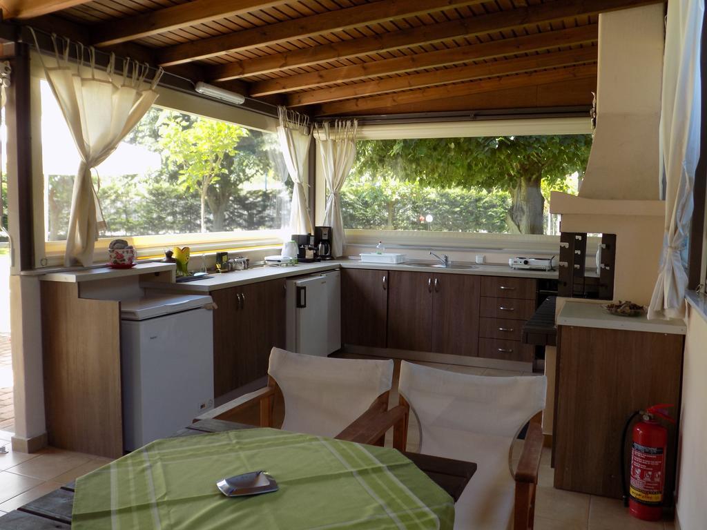 Apartament Alisachni Paralia Panteleimonos Zewnętrze zdjęcie
